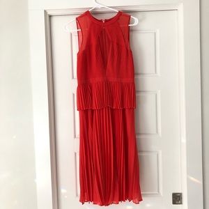 Beautiful BCBG salmon midi dress